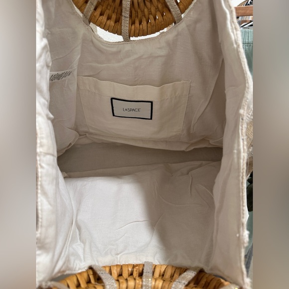 NEW w/TAGS L*Space Deep Seas Tan and White Beach Tote Bag with Bamboo Handle - Picture 5 of 9